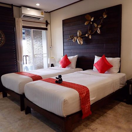Sunny V Hotel Chiang Mai Exterior photo