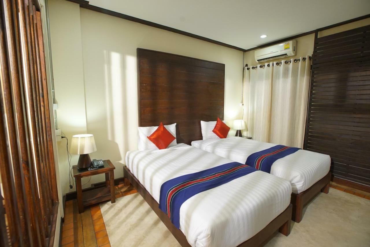 Sunny V Hotel Chiang Mai Exterior photo